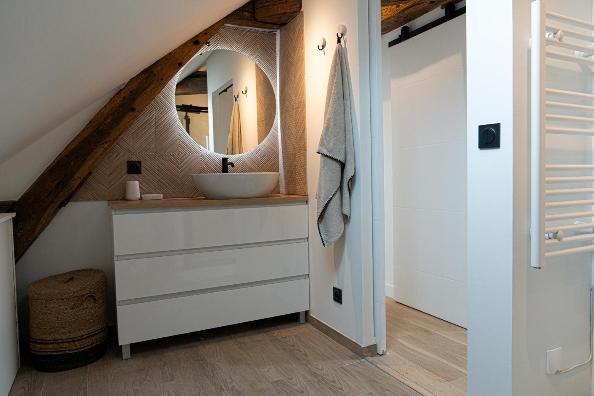 Velvet - Best Keys - Maison Duplex Elegante - Plein Centre Ville - Deco Minimaliste & Cosy - Literie Haut De Gamme - 2 Chambres Separees - Lit Queen Size & 1 Canape Convertible - Smart Tv - Wifi Fibre - Check-In Autonome Санс Екстер'єр фото